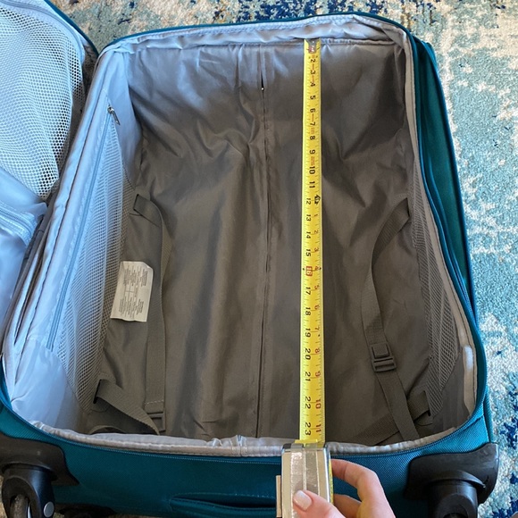 Turquoise Samsonite Suitcase - Picture 15 of 16